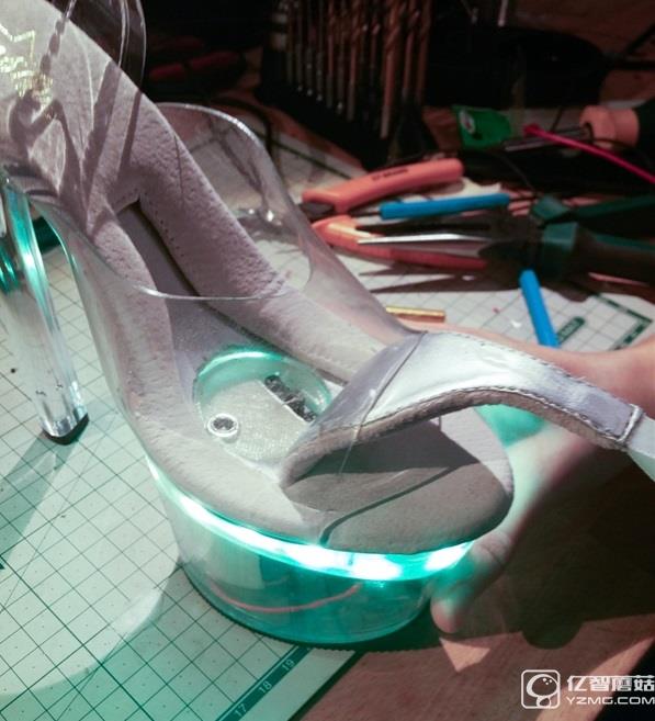 最性感爆乳中國女極客走紅:私照火辣閃瞎眼