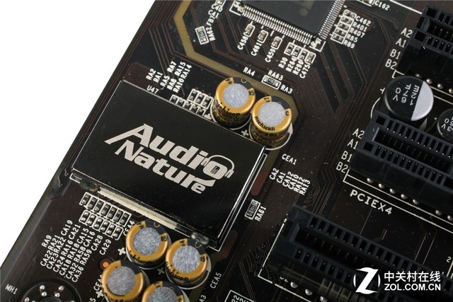 親民款曝光 七彩虹戰斧旗艦新品上市