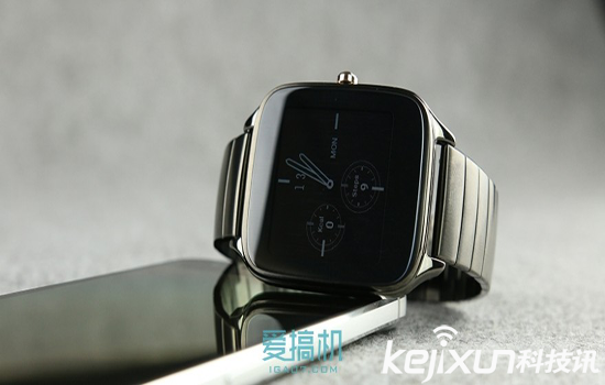 華碩ZenWatch2智能手表開箱評測 造型剛勁硬朗