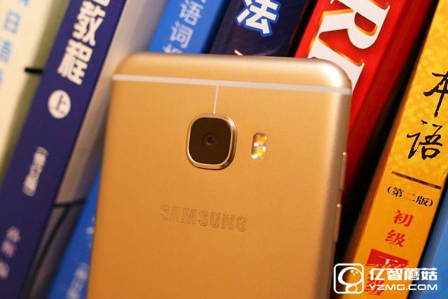 三星Galaxy C5評測：PK國產的正確姿勢 