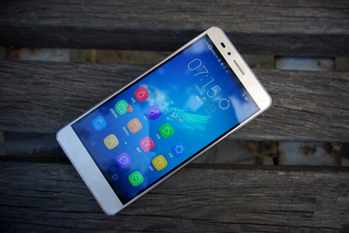 OPPO A59和榮耀暢玩5X對(duì)比評(píng)測(cè)1