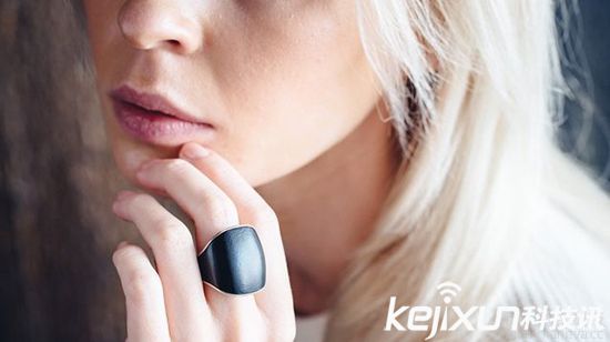 智能指環能求救 新奇智能穿戴層出不窮