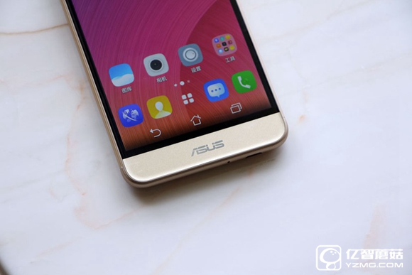 小機身大能量 華碩飛馬3開箱圖賞(5/15)