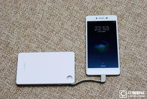 華為榮耀8和OPPO A53對比評測1