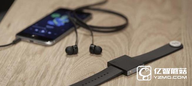 隨身攜帶的低音炮還非得是個炮？Basslet也可以是智能手環