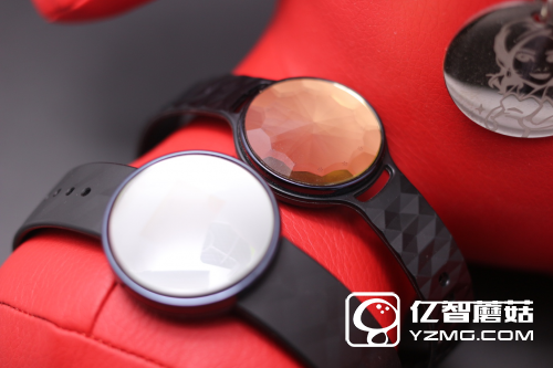 刷刷手環2代升級點詳解 刷刷手環2代與刷刷手環1代有什么區別？