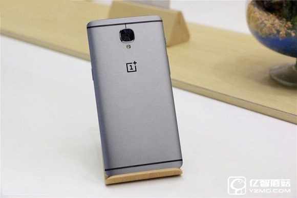 Nubia Z11和一加3哪個好看 外觀對比