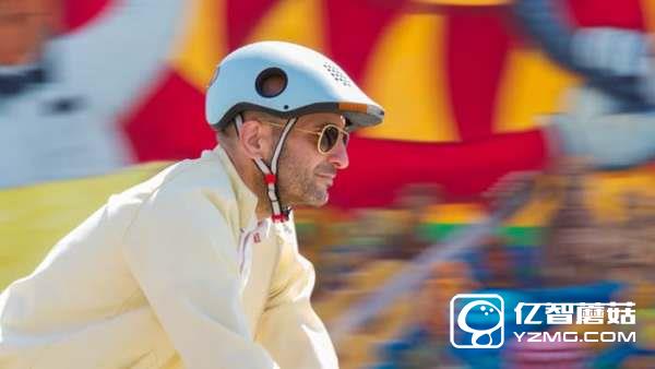 智能單車頭盔 可拍片導航兼當指示燈用 