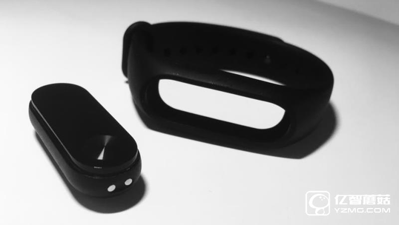 兼顧實用與逼格—小米手環(huán)2