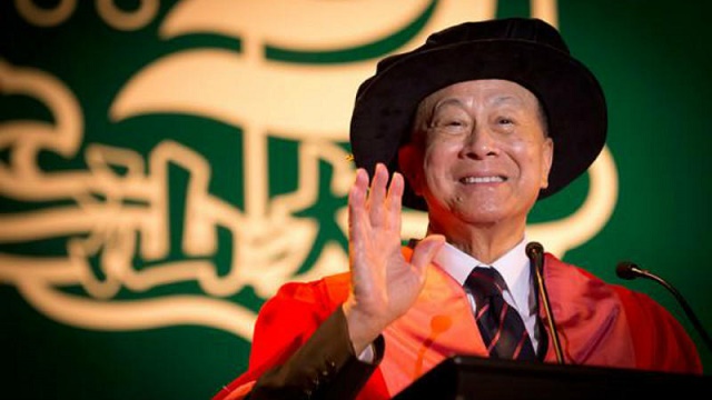 李嘉誠汕頭大學(xué)畢業(yè)典禮演講:未來就在眼前