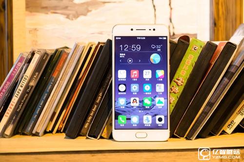 vivo X7和華為P8對(duì)比評(píng)測(cè)2