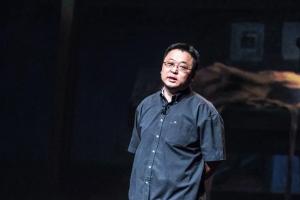 錘子科技最近有點狼狽：老羅被告 錘子賣身