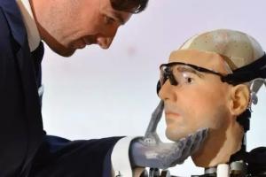 微軟為何要押寶人工智能？納德拉想讓公司超越谷歌