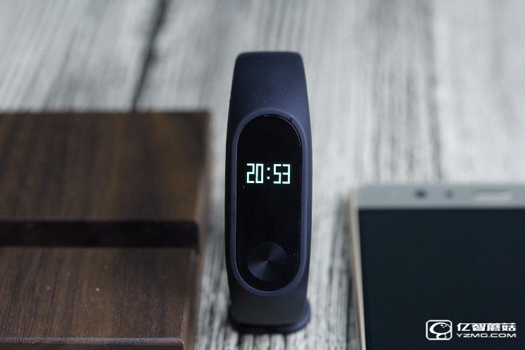 小米手環(huán)2、小米手環(huán)1對比評測 它很好可是很難搶