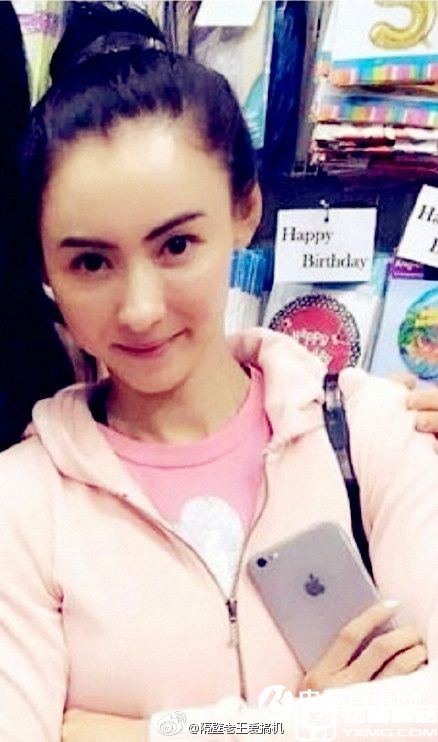 張柏芝已經(jīng)用上iPhone7：真機原來長這樣！