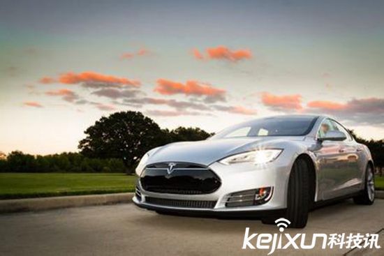 特斯拉狂暴模式如何? 保時捷高管批其嘩眾取寵