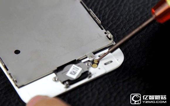 蘋果手機怎么換電池？iPhone5更換電池圖文教程