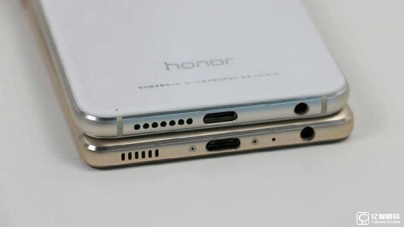 榮耀8上手體驗(yàn)評(píng)測(cè)：雙玻璃能否突圍金屬時(shí)代?