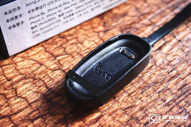 bong 3 HR智能手環(huán)首發(fā)開(kāi)箱評(píng)測(cè) 169的價(jià)格和小米手環(huán)2比怎樣？