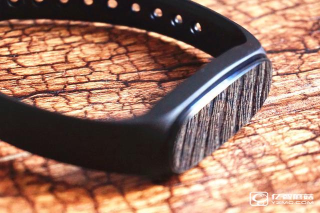 bong 3 HR智能手環(huán)首發(fā)開(kāi)箱評(píng)測(cè) 169的價(jià)格和<a href=/tags/54-0.html target=_blank class=infotextkey>小米</a>手環(huán)2比怎樣？