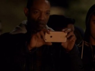 美劇中提前曝光蘋(píng)果iPhone 7真機(jī)！震驚了