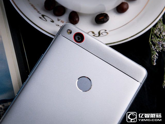 暑假就要放開玩 學生黨購買新機推薦