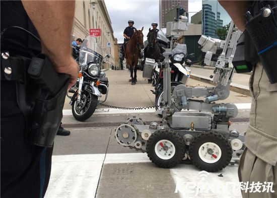 盤點:世界上那些智能機器人 超級警察