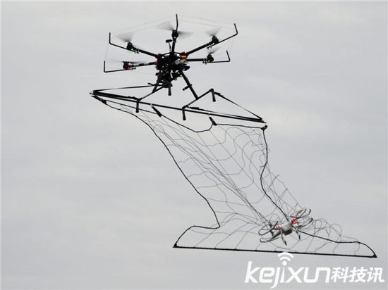 盤(pán)點(diǎn):世界上那些智能機(jī)器人 超級(jí)警察