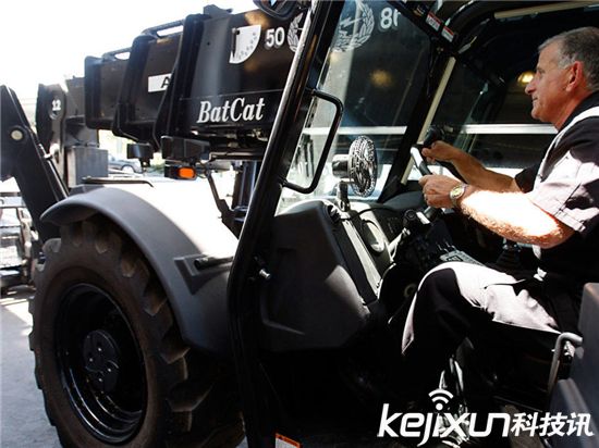 盤點:世界上那些智能機器人 超級警察