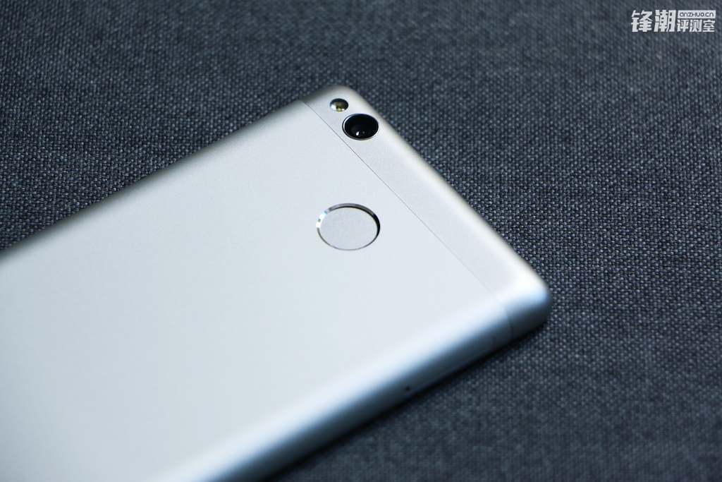 超大電量+極速快充的手機推薦 從此告別“自動關(guān)機”