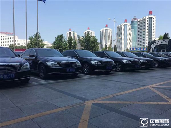 紅米Pro發布會要火:給網紅主播配奔馳專用車