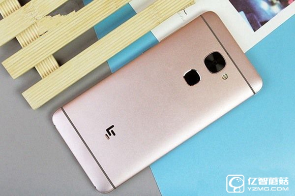 2016下半年1500左右有哪些?1500左右性價比高的國產手機推薦