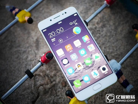 八月購機必看 近期線上熱銷機型盤點 