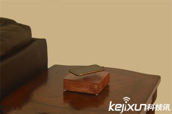 手機無線充電方式顛覆 智能方式改變生活