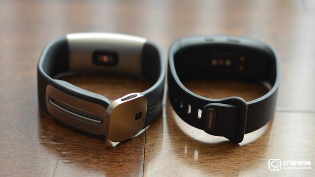 三星Gear Fit2手環、微軟Band 2手環對比評測