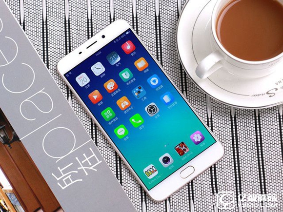 2000元左右有哪些手機(jī)？五款2000左右好質(zhì)量手機(jī) 