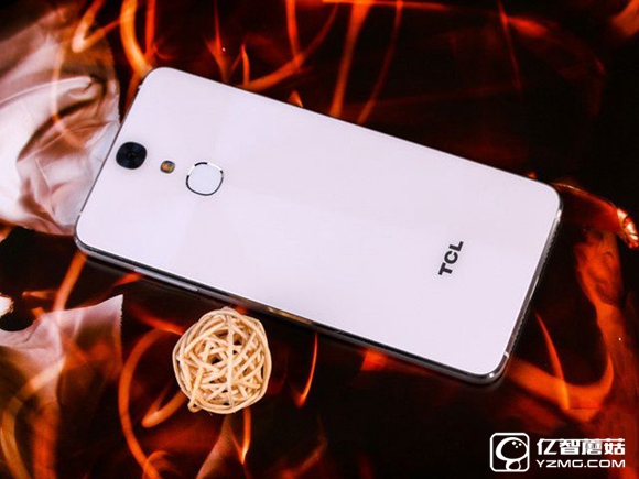 2000元左右有哪些手機(jī)？五款2000左右好質(zhì)量手機(jī) 