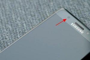 三星Note7虹膜識別引爆手機市場 取代指紋識別為時尚早