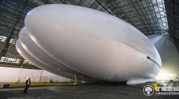 全球最大飛行器:“飛天屁股”首次出棚