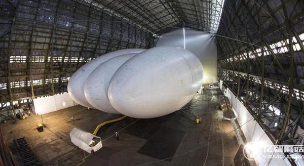 全球最大飛行器:“飛天屁股”首次出棚