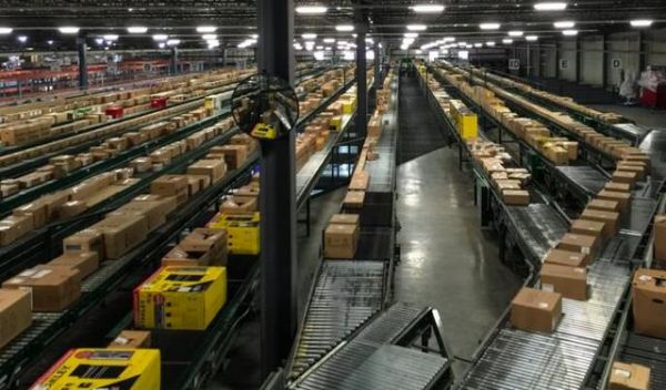 沃爾瑪發(fā)力<a href=/tech/biz/ target=_blank class=infotextkey>電商</a> 亞馬遜噩夢來了 三大原因