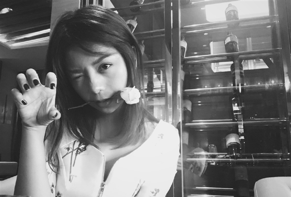 魅族8月10日魅藍(lán)E發(fā)布會嘉賓揭曉:才女身材傲人