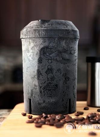 超酷神奇杯子!1分鐘就喝上冰鎮(zhèn)飲料