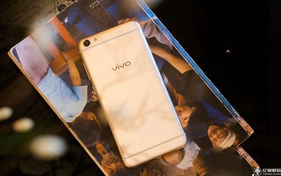 金色手機(jī)有哪些 6款好看又好用金色手機(jī)推薦