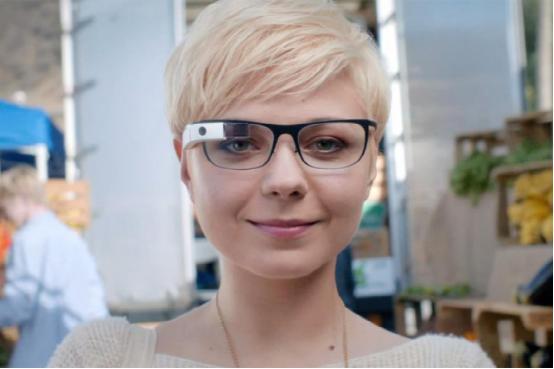 谷歌眼鏡最新技術專利曝光   使用5號電池供電？