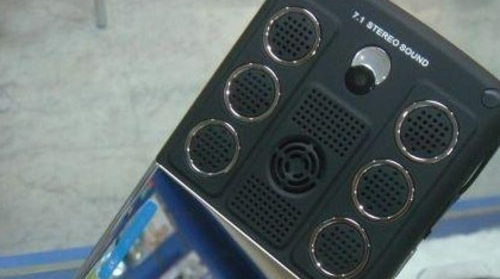 讓人極度討厭的玩手機習慣盤點 看你占幾條？