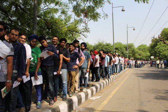 為啥現在新手機發布后都需搶購?套路太深!