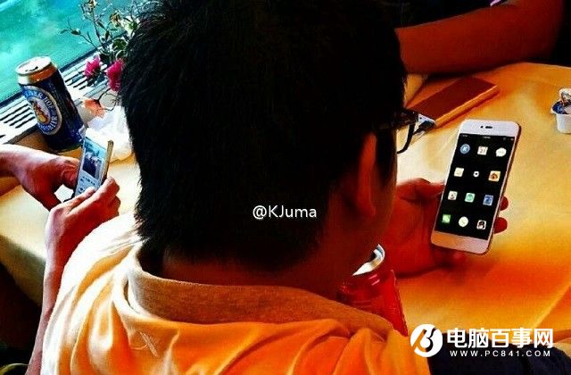 錘子T3真機(jī)曝光 和<a href=/mobile/iphone/ target=_blank class=infotextkey>iPhone</a>一樣的圓形Home鍵