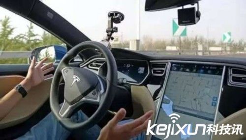 特斯拉電動汽車續(xù)航增強 里程達500公里!