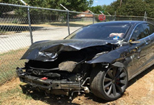 特斯拉又陷風波：自動駕駛再出事故！